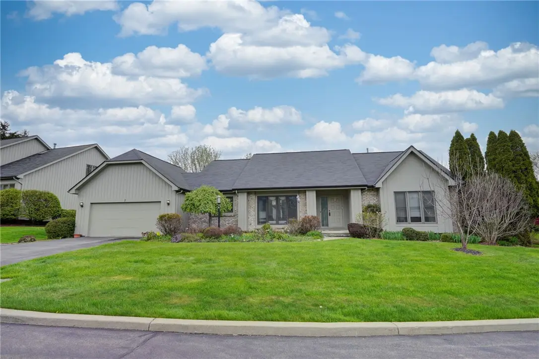 2 Dartmouth Court, Pittsford, NY 14534 - #1