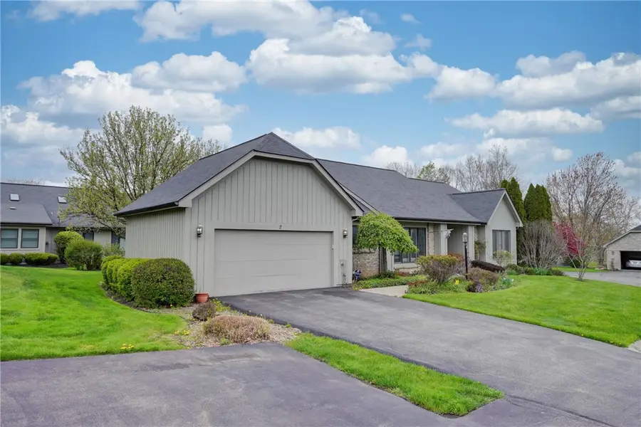 2 Dartmouth Court, Pittsford, NY 14534 - #2