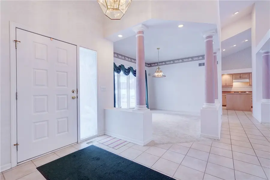 2 Dartmouth Court, Pittsford, NY 14534 - #3