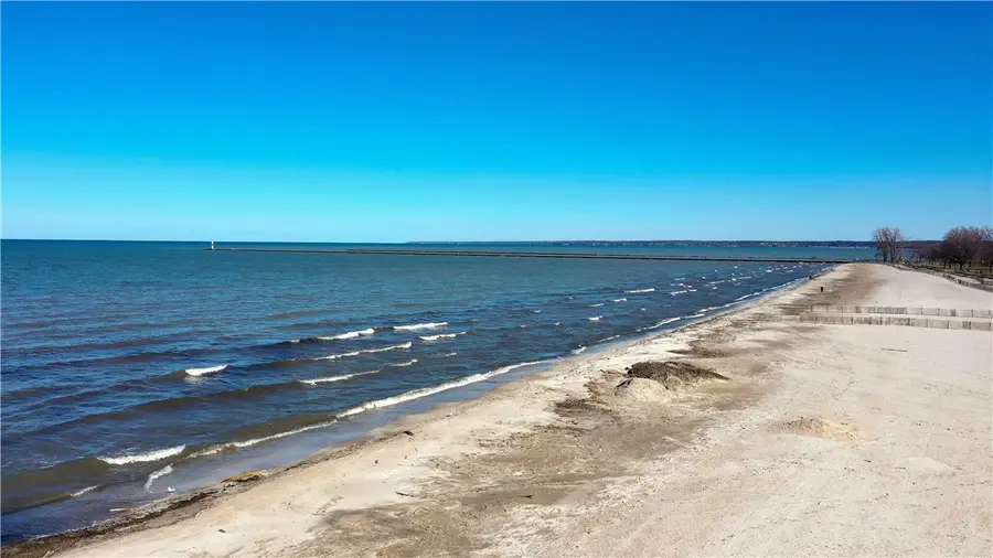 425 A Beach Avenue, Rochester, NY 14612 - #2