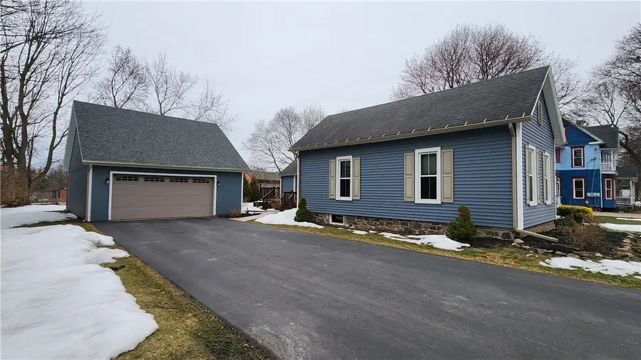 492 Ridge Road, Webster, NY 14580 - #2