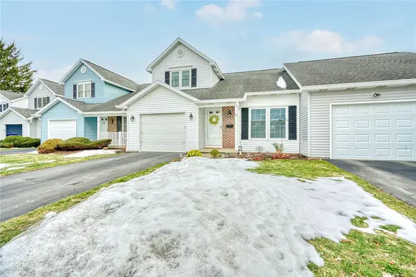 22 Sleepy Hollow, Rochester, NY 14624