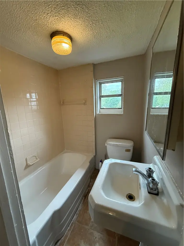 180 Norran Drive, Rochester, NY 14609 - #2