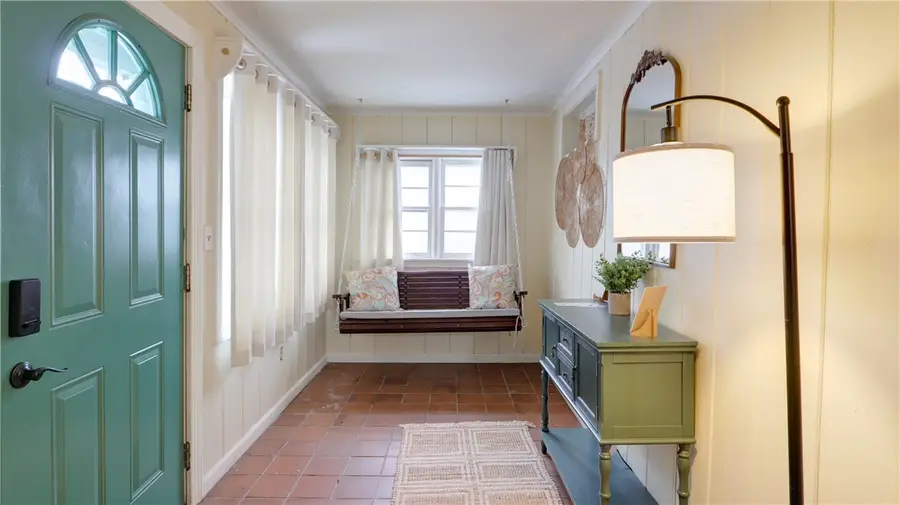 16 White Street, Seneca Falls, NY 13148 - #3