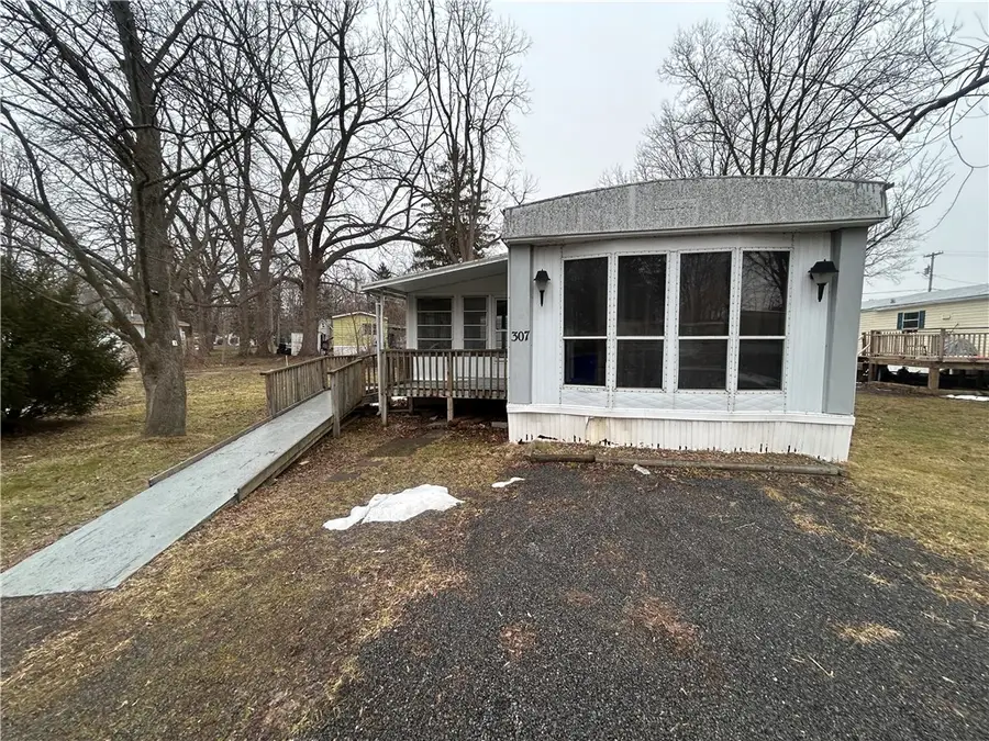 307 Dale Drive, Farmington, NY 14425 - #2