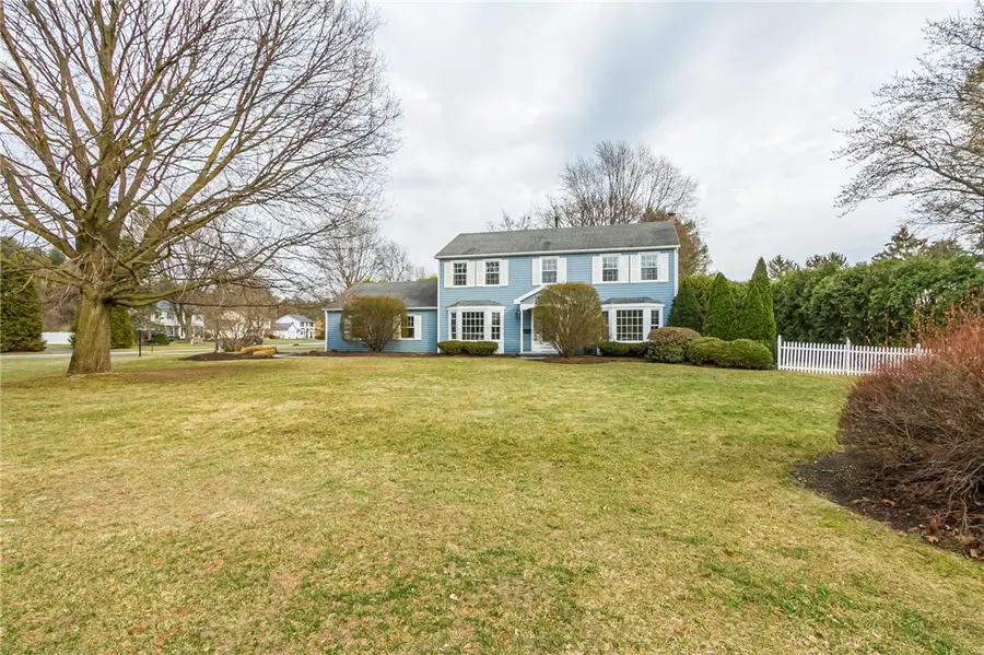 1 Hunters Pointe, Pittsford, NY 14534 - #2