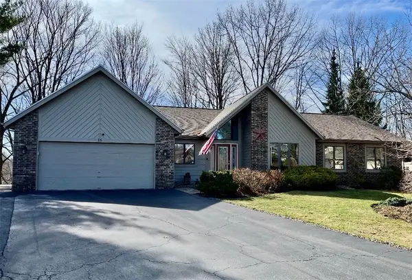 15 Shingle Mill Road, Rochester, NY 14609