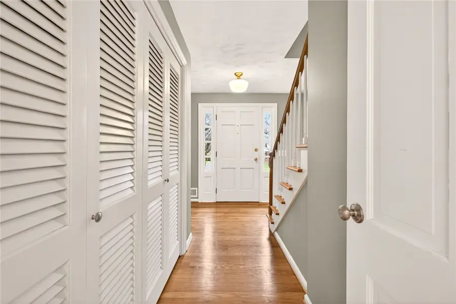 9 Sandpiper Lane, Pittsford, NY 14534 - #3