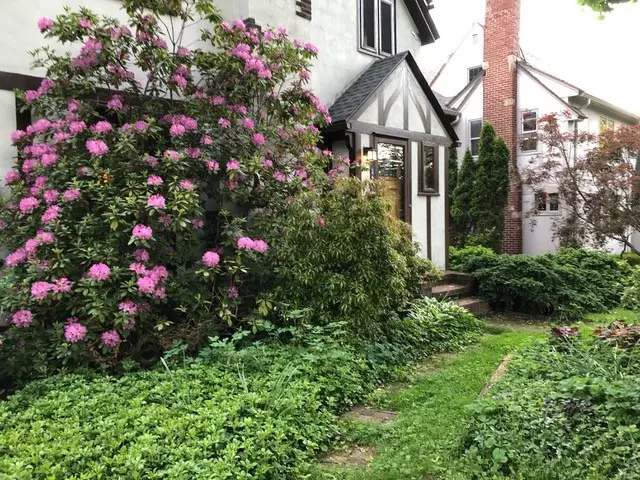 275 Yarmouth Road, Rochester, NY 14610 - #3