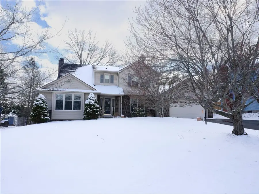 3 Freshfield, Fairport, NY 14450 - #2