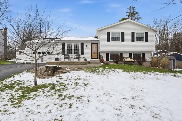 1555 Winterberry Court, Walworth, NY 14568