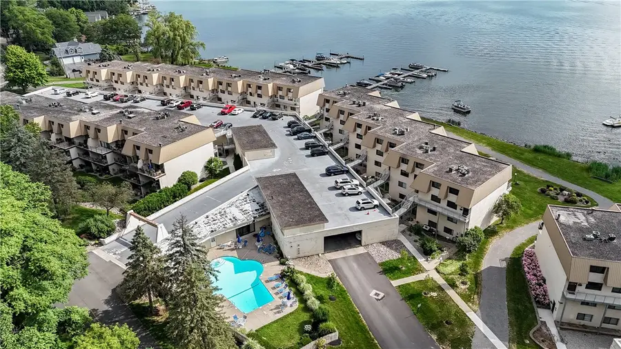 259 Bay Village Drive, Rochester, NY 14609 - #2