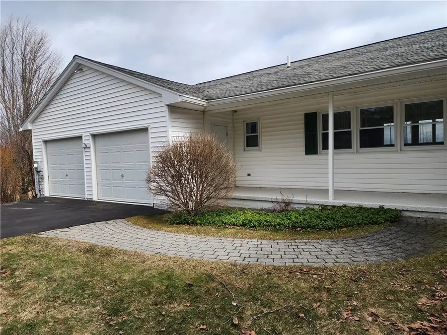 5073 Foster Road, Canandaigua, NY 14424 - #2