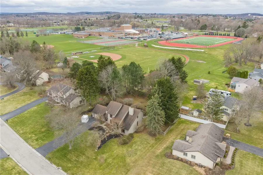 7 Bay Colony Drive, Pittsford, NY 14534 - #3