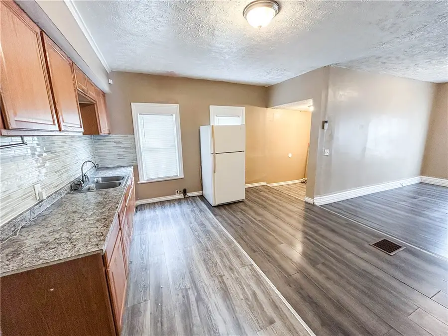 22 Sullivan Street, Rochester, NY 14605 - #3