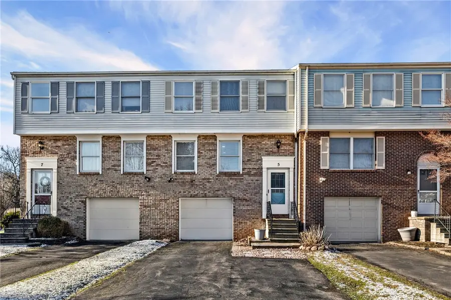 5 Bramblewood Lane, Penfield, NY 14526 - #2