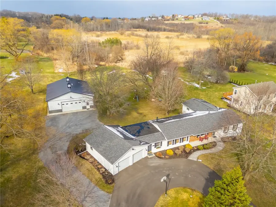 5194 Laura Lane, Canandaigua, NY 14424 - #2