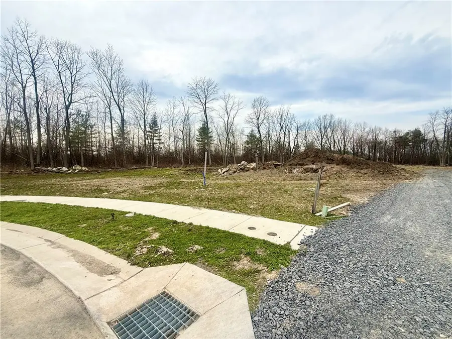 2016 Mae's Landing, Canandaigua, NY 14424 - #3