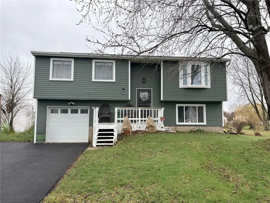 5764 Clover Meadow Lane, Farmington, NY 14425 - #1