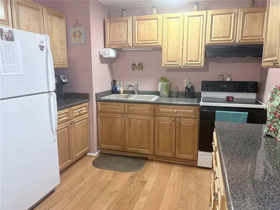 5764 Clover Meadow Lane, Farmington, NY 14425 - #2