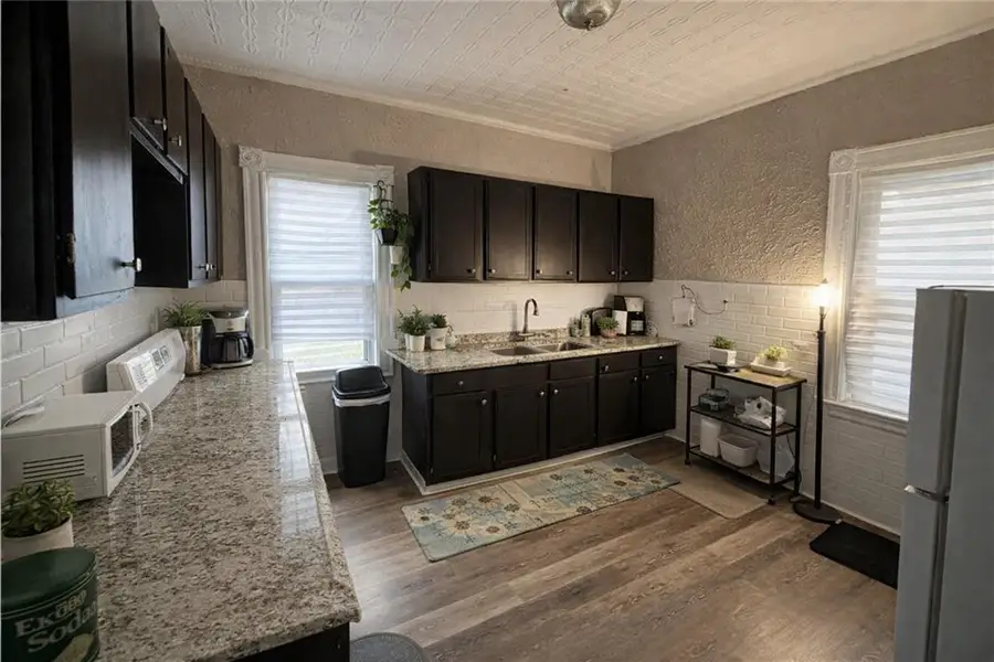 933 Jefferson Avenue, Rochester, NY 14611 - #2