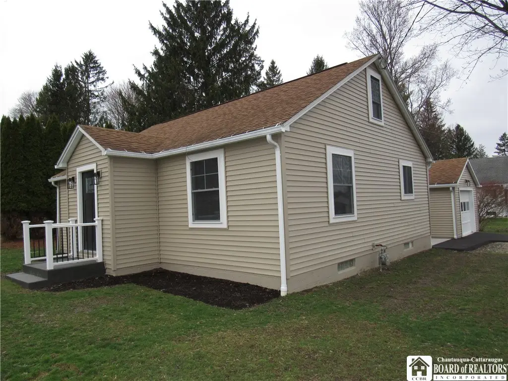 16 Columbia Avenue, Jamestown, NY 14701 - #1