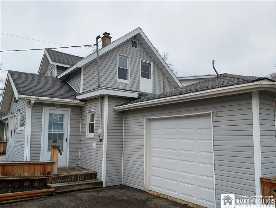 2802 Elmhurst Avenue, Jamestown, NY 14701 - #2