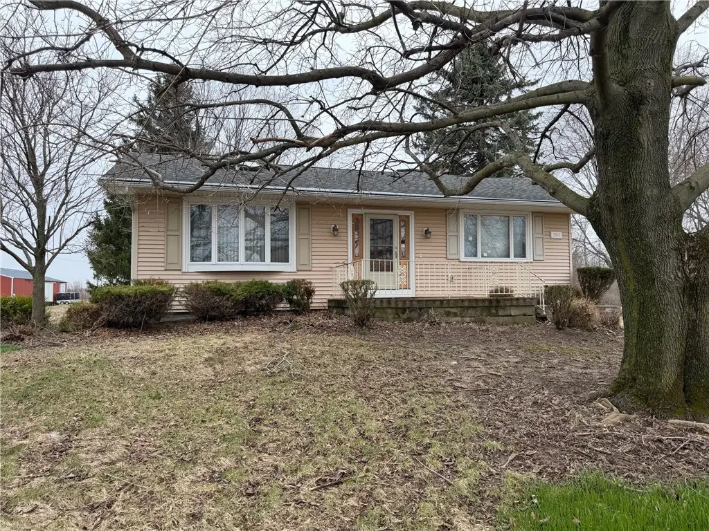 3912 Long Bridge Road, Albion, NY 14411 - #1