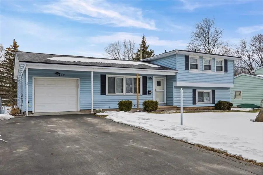 192 Summit Hill Drive, Rochester, NY 14612 - #3