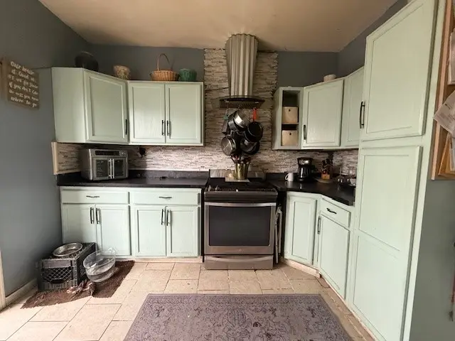 637 Pennsylvania Ave, Elmira, NY 14904 - #3