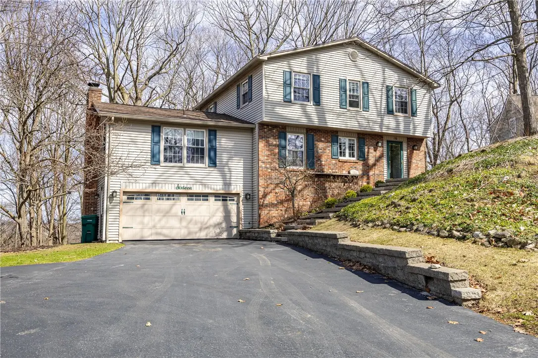 16 Alleyns Rise, Fairport, NY 14450 - #1