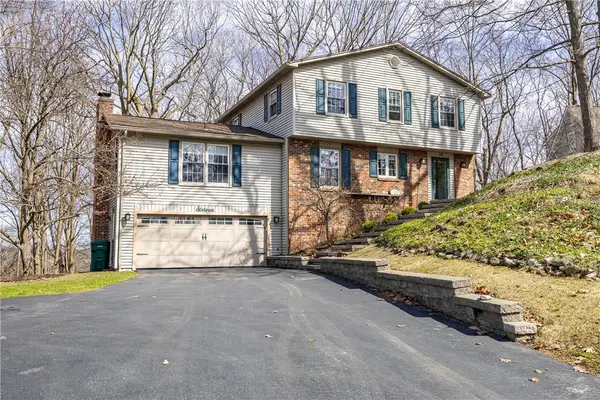 16 Alleyns Rise, Fairport, NY 14450