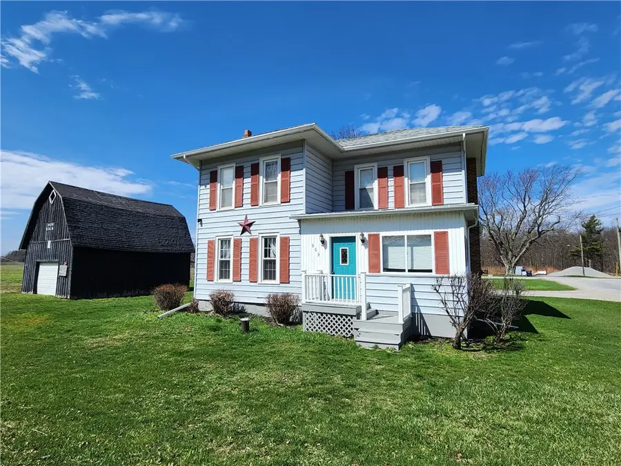 909 Main Street, Hunt, NY 14846 - #2