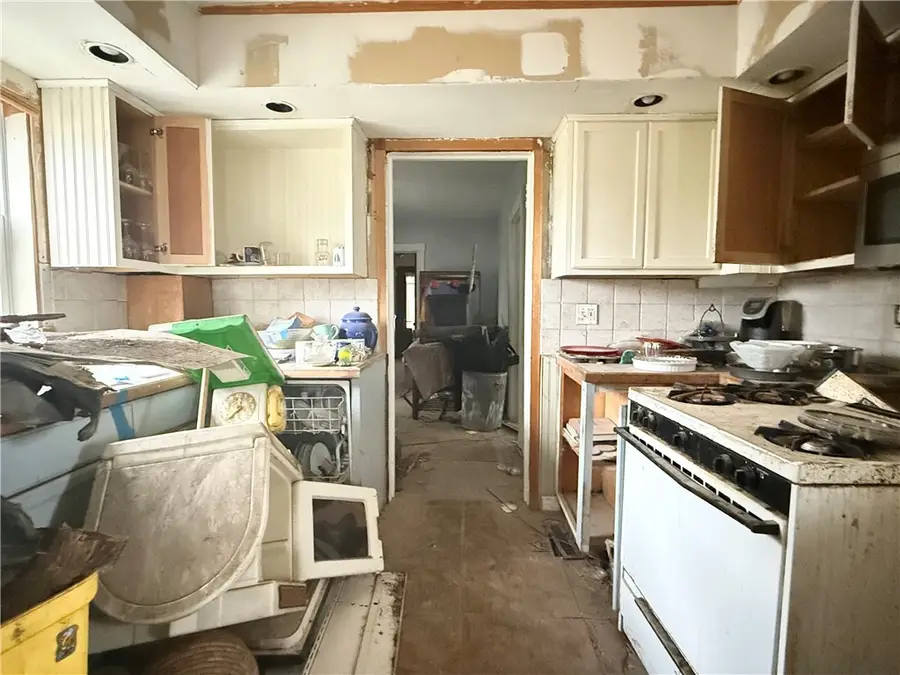 1672 Grand Central Avenue, Elmira, NY 14903 - #3