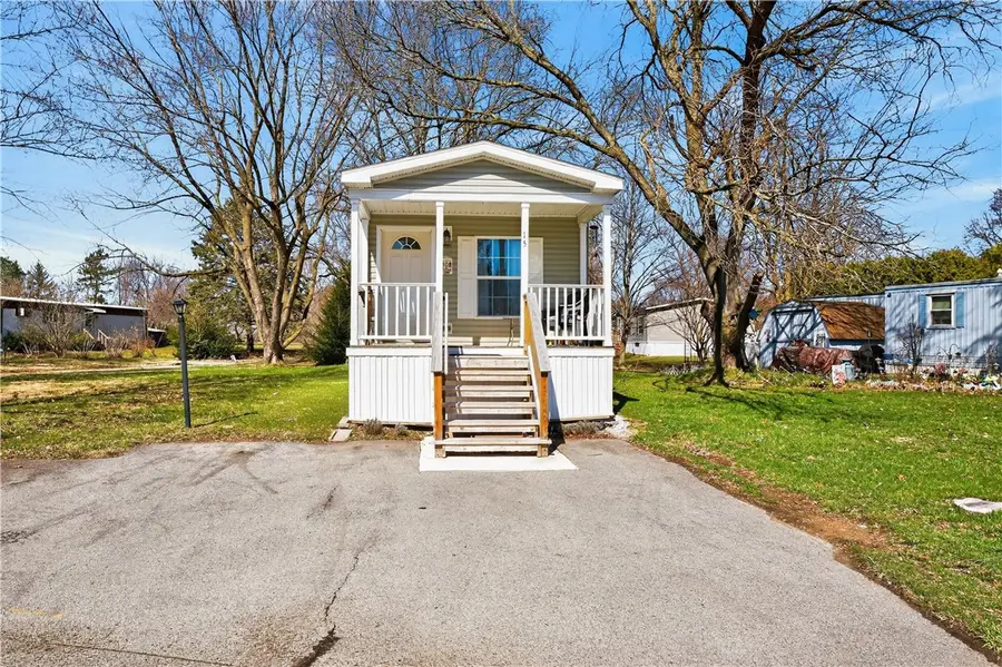 15 Glenview Drive, Clifton Springs, NY 14432 - #3