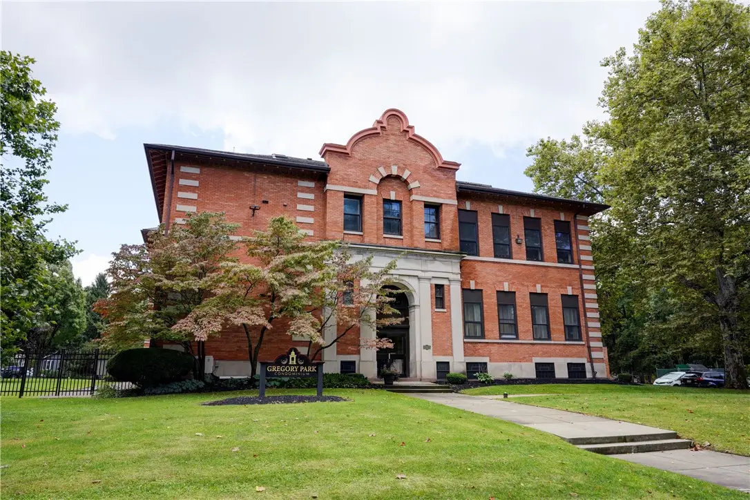 109 Gregory Park, Rochester, NY 14620 - #1