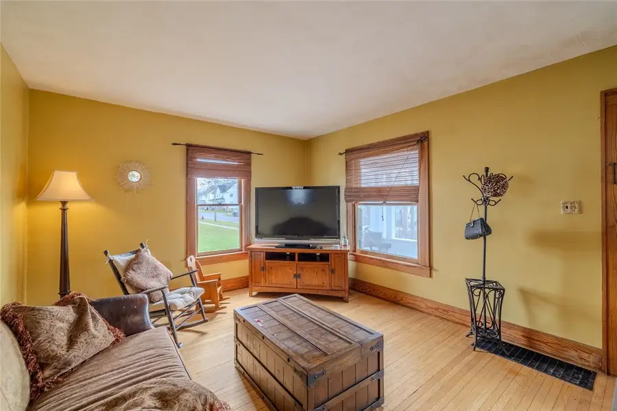 54 Chapel Street, Seneca Falls, NY 13148 - #3