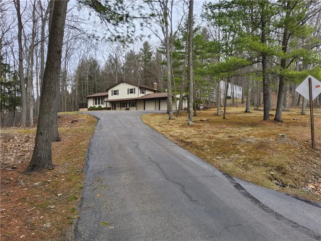 6722 Pheasant Ln, Bath, NY 14810 - #1