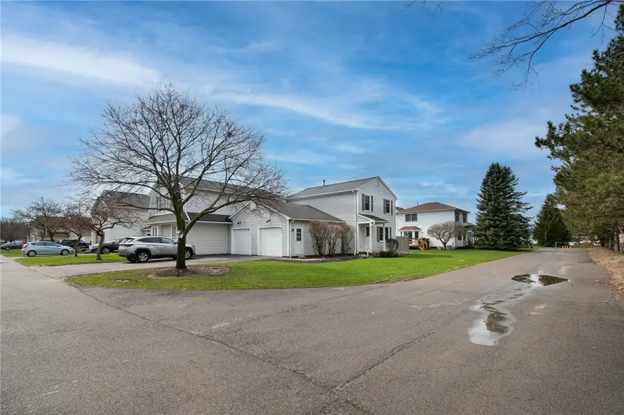 651 Neros Run, Webster, NY 14580 - #2