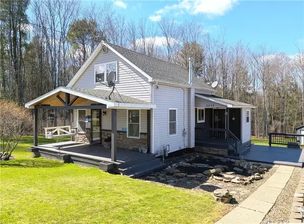 2035 E Valley Road, Smethport, PA 16749