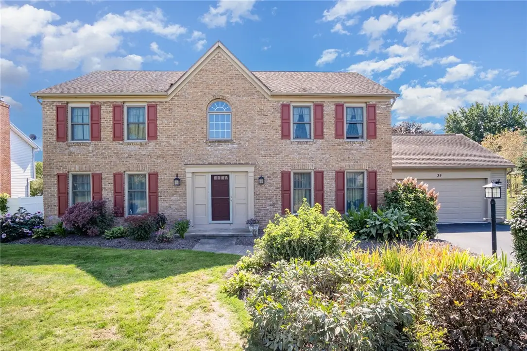 39 Saddle Brook, Pittsford, NY 14534 - #1