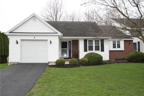 8 Foxtail Lane, North Chili, NY 14514