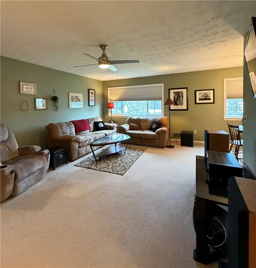 26 Colonial Parkway #H, Pittsford, NY 14534 - #3