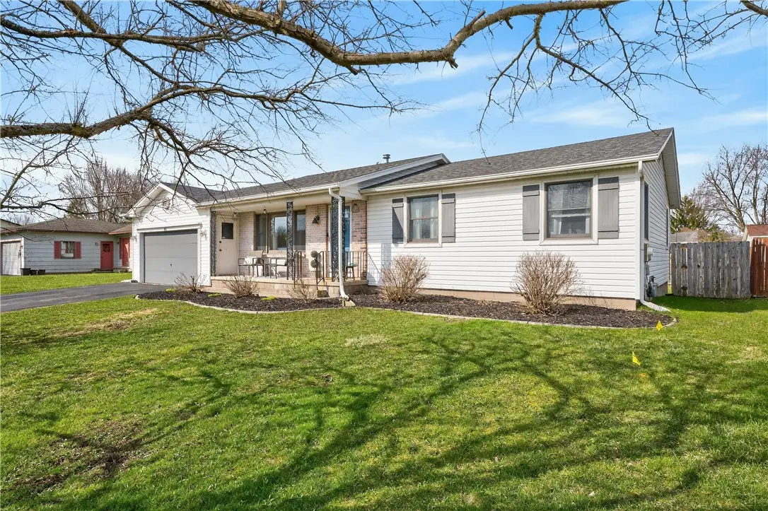 91 Emerald Point, Rochester, NY 14624 - #1