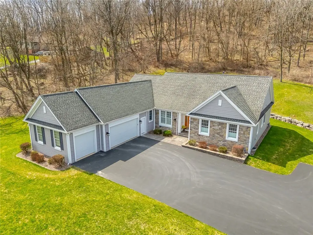 670 County Road 9, Victor, NY 14564 - #1