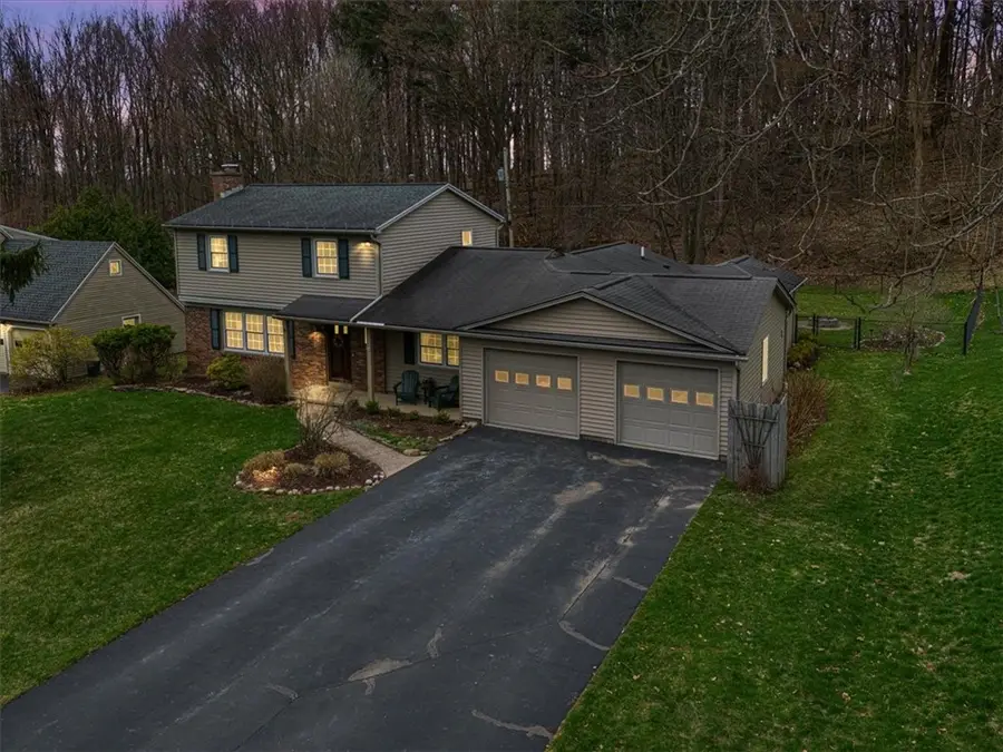 9 Country Corner Lane, Fairport, NY 14450 - #3