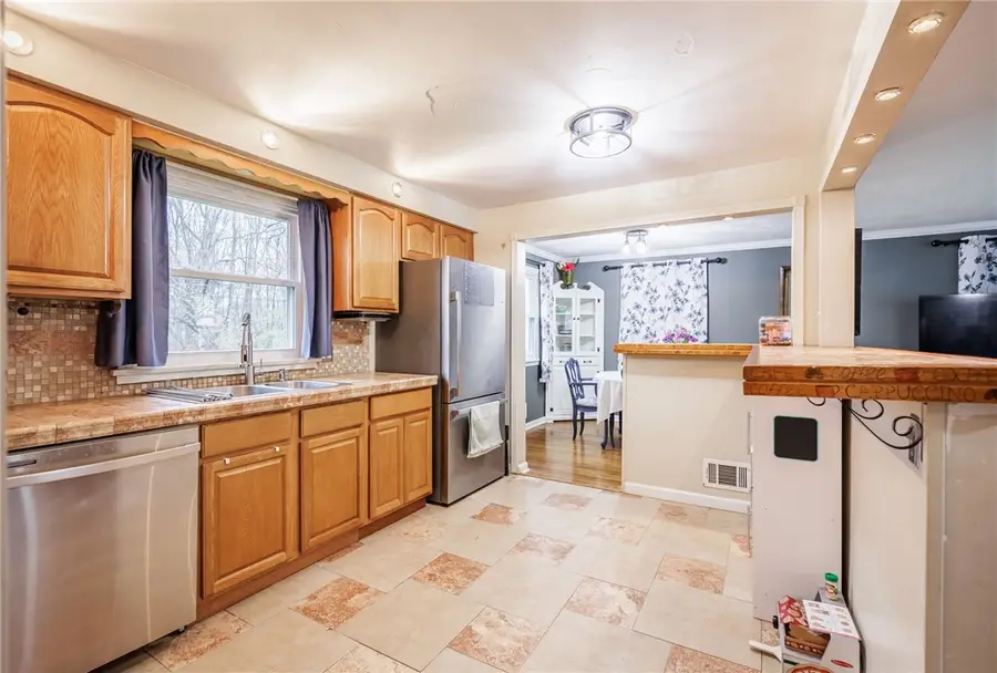 236 Afton St, Rochester, NY 14612 - #3