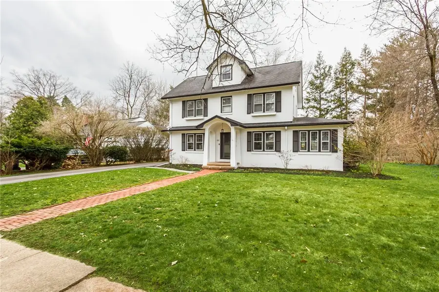 113 Stoneleigh Court, Rochester, NY 14618 - #2