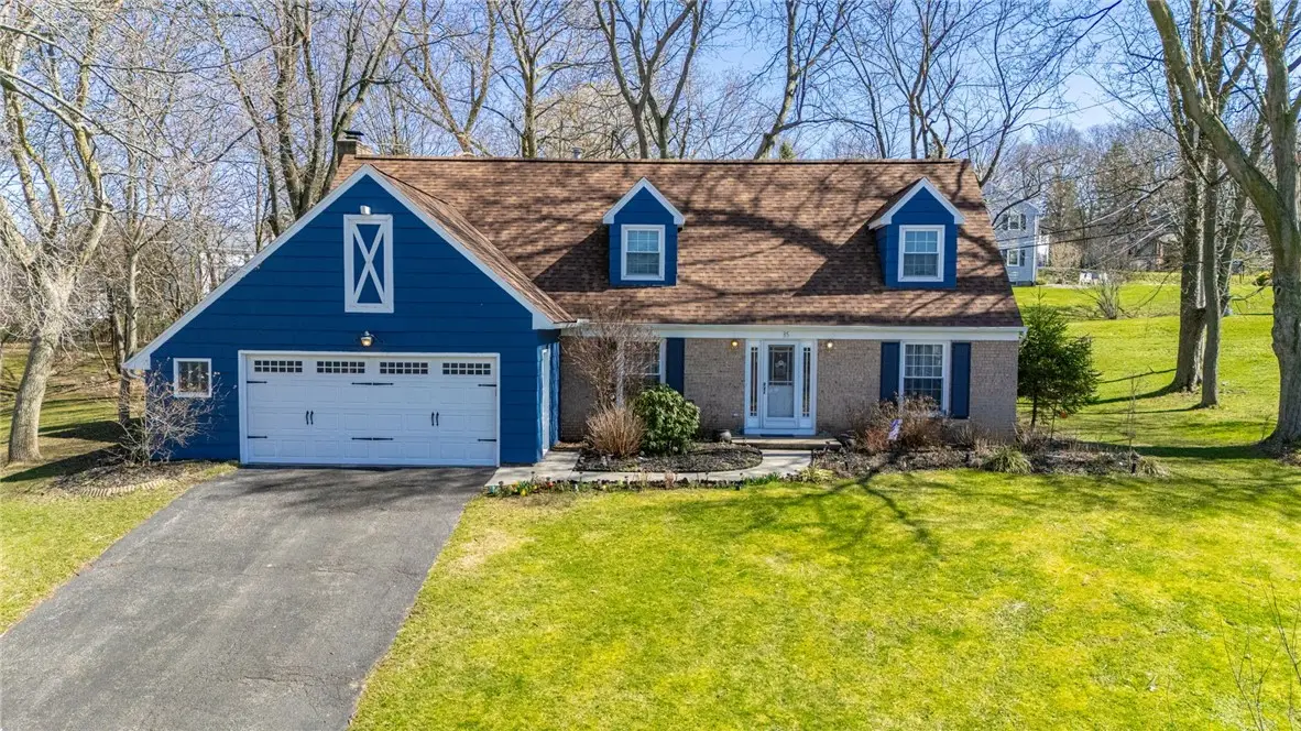 85 Clarkes Crossing, Fairport, NY 14450 - #1