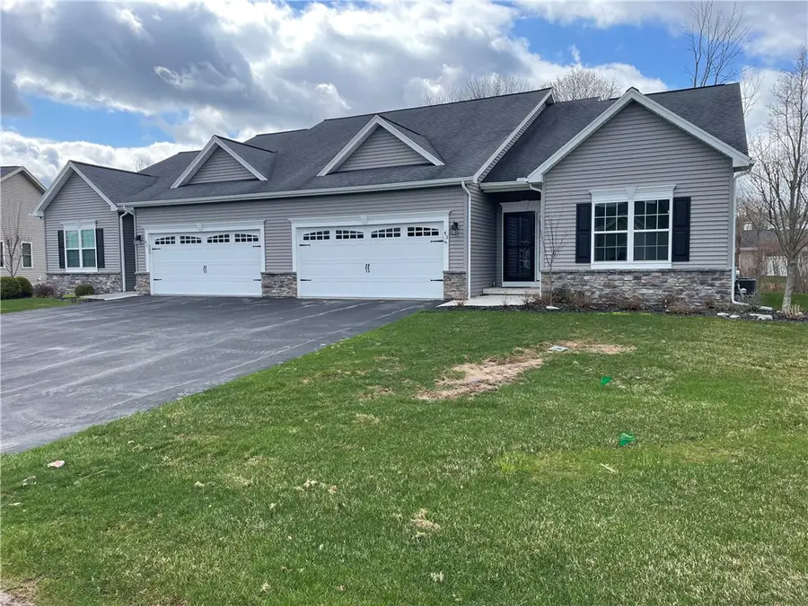 43 Spotts Cir, Churchville, NY 14428 - #2